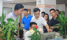 永康市委书记徐华水一行莅临东方五金网参观考察