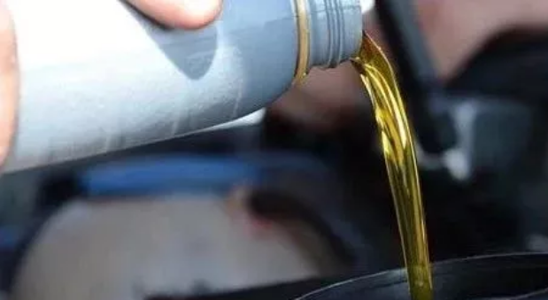汽配知识 | 你的汽车烧机油吗？怎样预防不烧机油?
