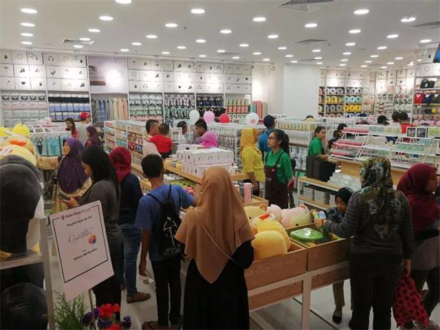 YOYOSO韩尚优品马来西亚海港购物广场店开业5